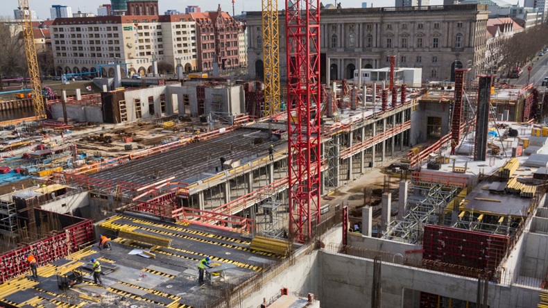 Construction site (incamerastock/Alamy Stock Photo)