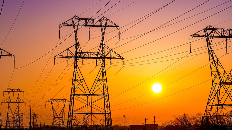 Power lines (JG Photography/Alamy Stock Photo)