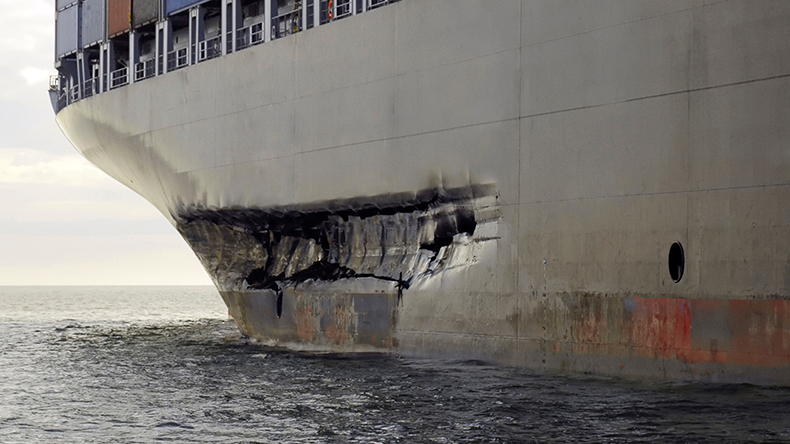 Damage to hull of Cosco Busan